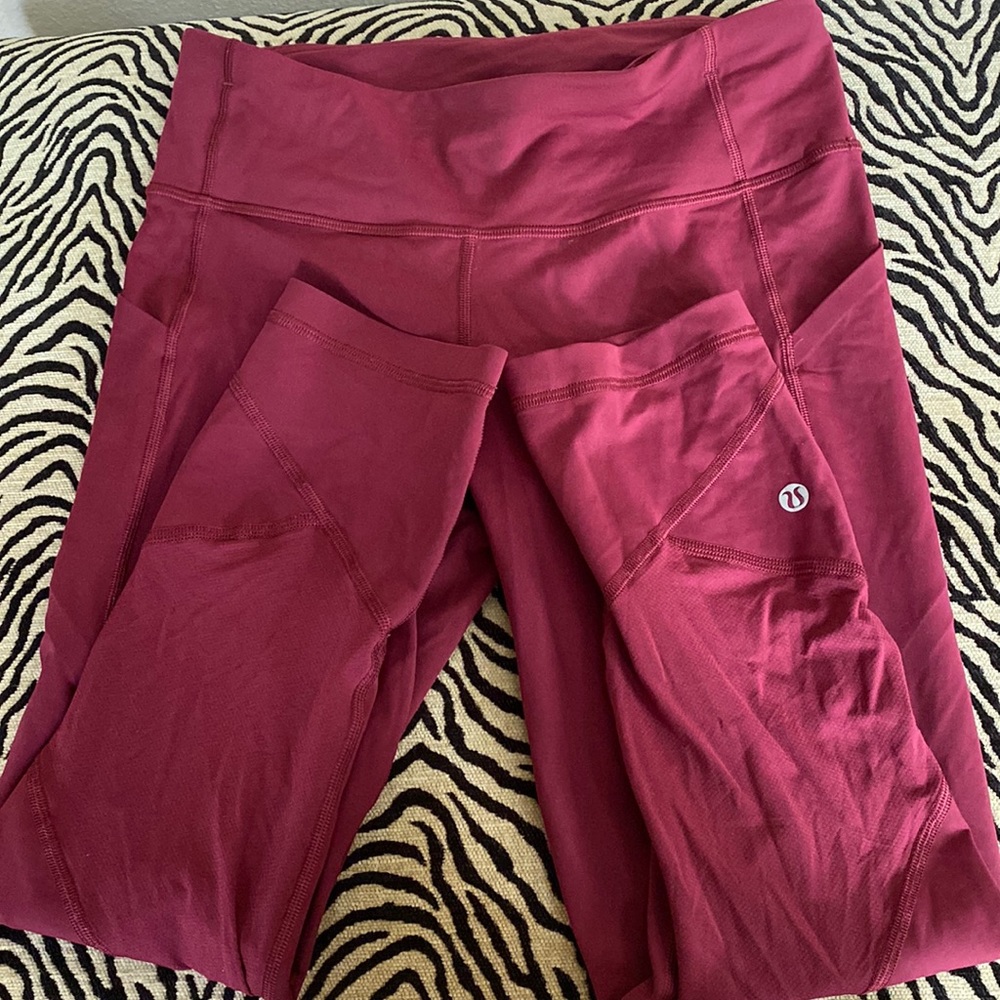 Lululemon EUC Crop Legging Maroon Burgundy 6